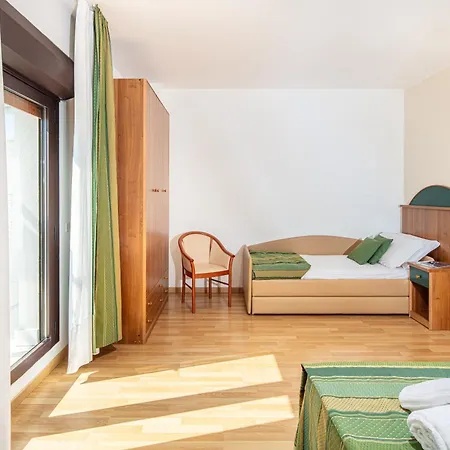 Bembo 4* Μπιμπιόνε
