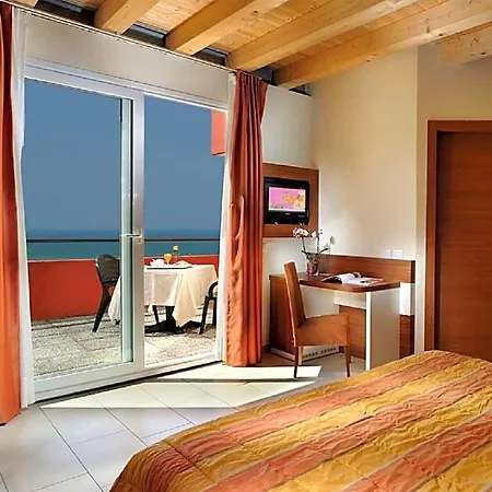 Bembo Hotel 4*